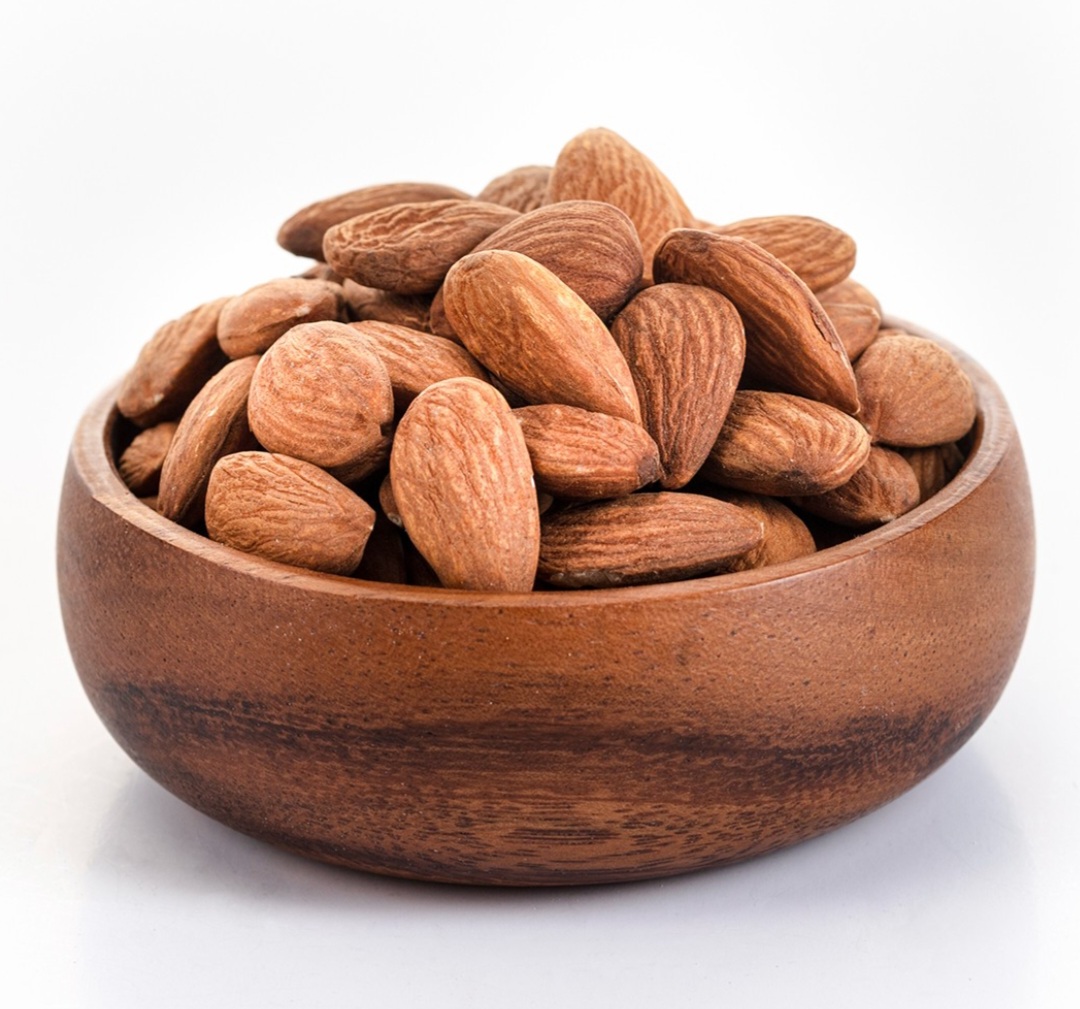 مغز بادام درختی (خام)